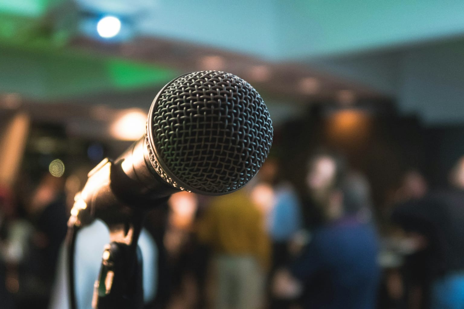 Live day showflow: habits that keep conference operations calm
